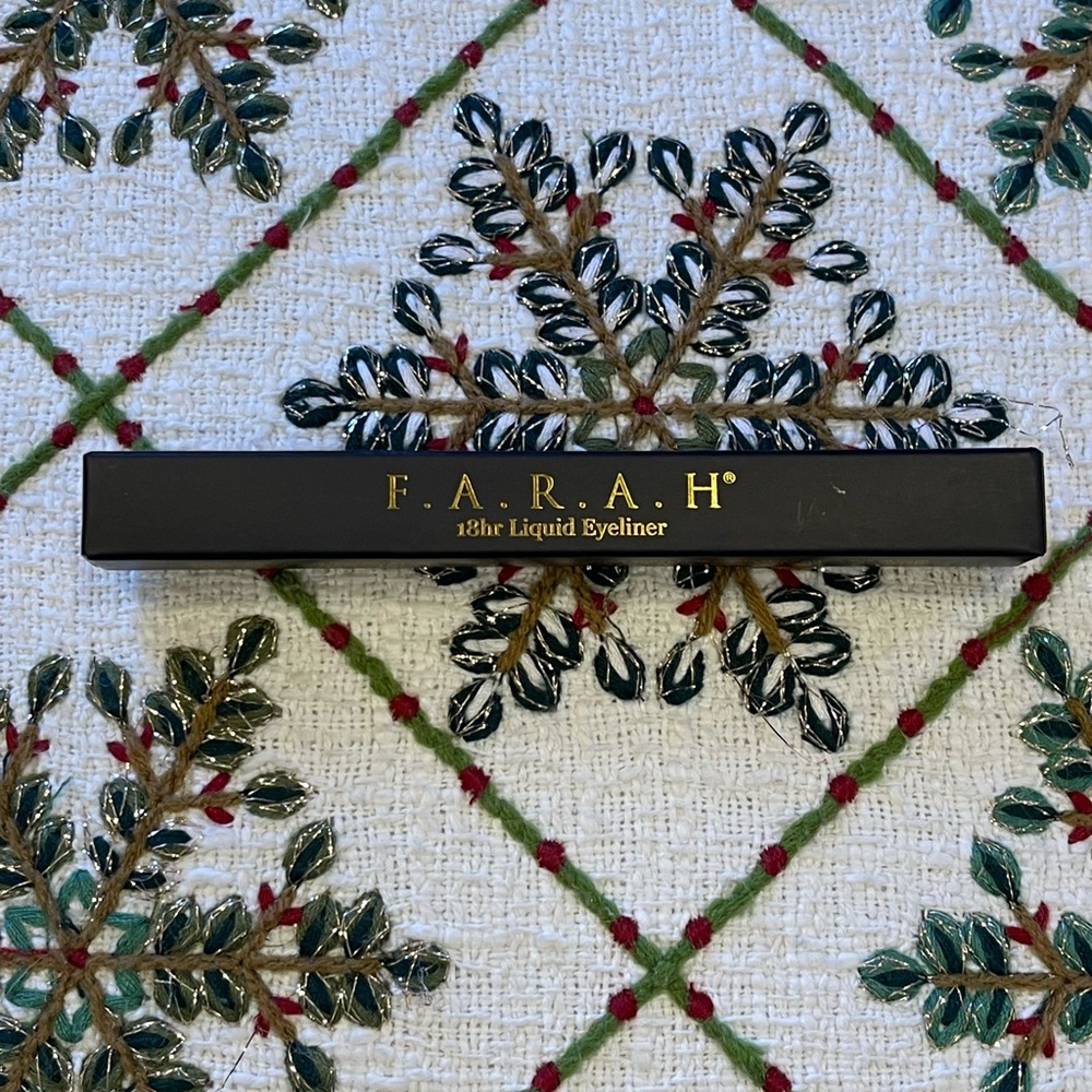 ⭐️ 4 for $25. F.A.R.A.H 18-hr Liquid Eyeliner in Black Velvet